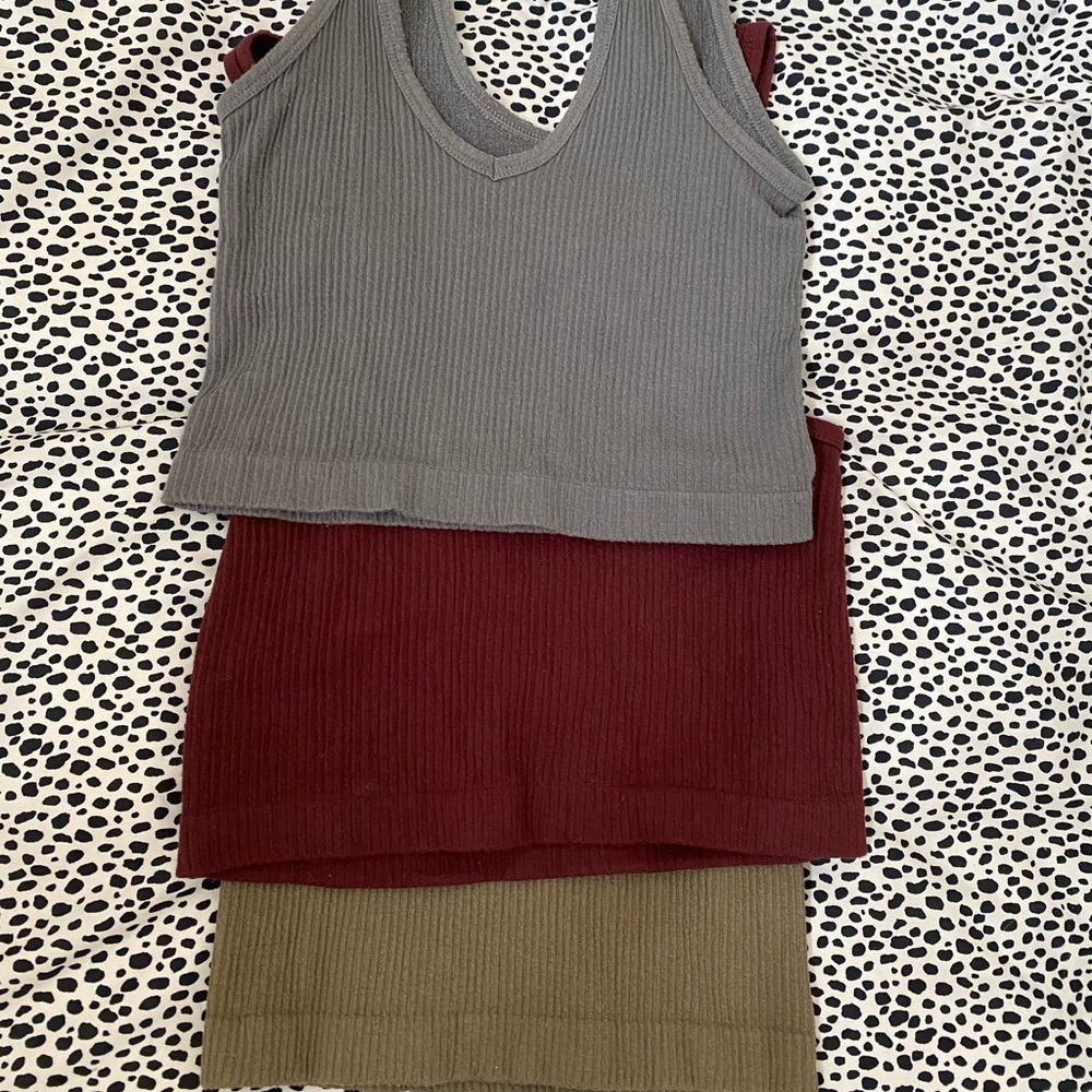 Urban outfitter Out From Under Drew Seamless Ribbed Bra Top pack of three